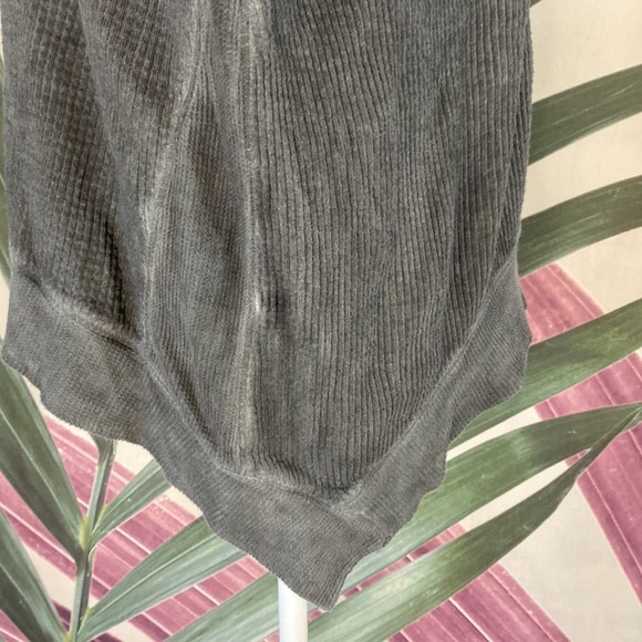 Kaisley Waffle Knit Top - Picture 6 of 9